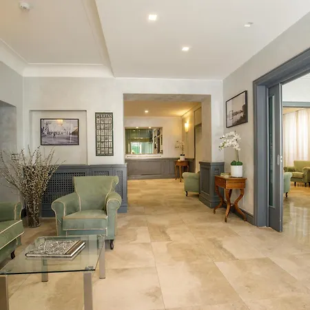 Buenos Aires فندق 3*